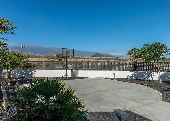 Medano4you The Strelitzia Terrace אל מדאנו